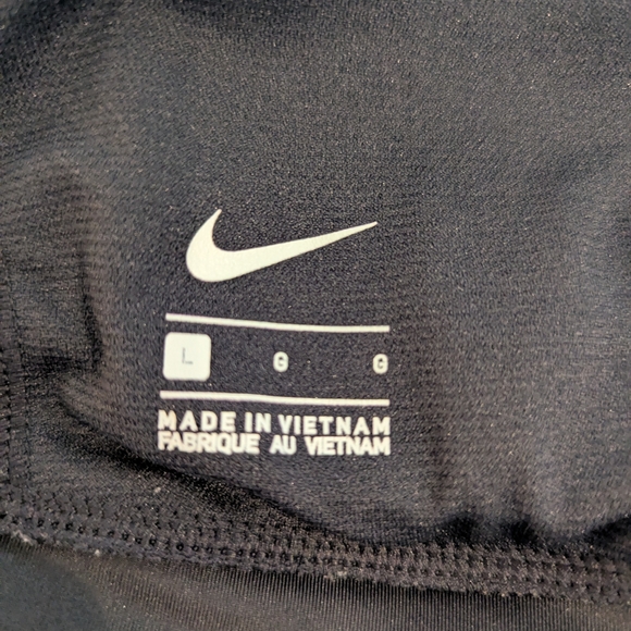 Nike Women's Black Swim Top - Picture 3 of 4